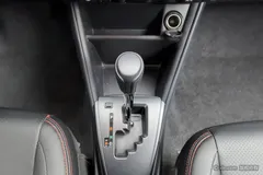 2022 Toyota Yaris L Zhixuan X 1.5L CVT Leading Plus, белый — фото 17