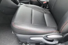 2022 Toyota Yaris L Zhixuan X 1.5L CVT Leading Plus, белый — фото 21