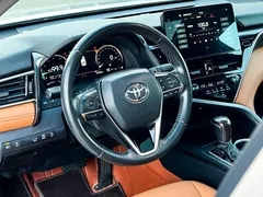 2021 Toyota Camry 2.5G Luxury — фото 8