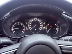 2021 Mazda Mazda3 2.0L AT, красный — фото 10