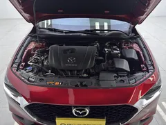 2021 Mazda Mazda3 2.0L AT, красный — фото 17