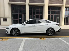 2023 Hyundai Elantra 1.5L CVT GLX Elite, белый — фото 4