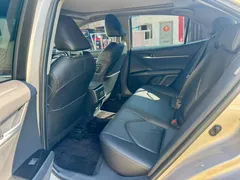 2023 Toyota Camry 2.5G Luxury — фото 6