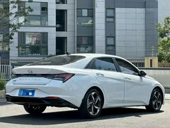 2023 Hyundai Elantra 1.5L CVT GLX Elite, белый — фото 7