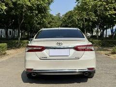 2023 Toyota Camry 2.0G Luxury, белый — фото 7
