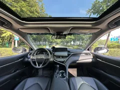 2023 Toyota Camry 2.0G Luxury, белый — фото 9