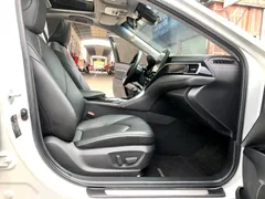 2023 Toyota Camry 2.0G Luxury, белый — фото 8