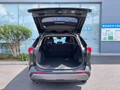 2021 Toyota RAV4 2.0L CVT 2WD Fashion Plus, чёрный — фото 5