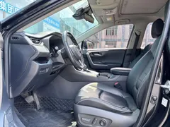 2021 Toyota RAV4 2.0L CVT 2WD Fashion Plus, чёрный — фото 6