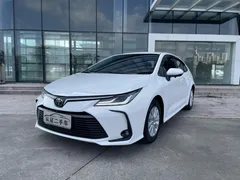 2021 Toyota Corolla 1.5L CVT, белый — фото 1