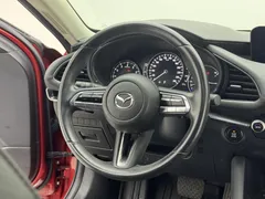 2021 Mazda Mazda3 2.0L AT, красный — фото 11