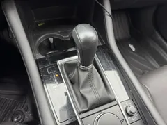 2021 Mazda Mazda3 2.0L AT, красный — фото 12