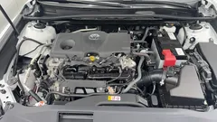 2022 Toyota Camry 2.5G Luxury, белый — фото 9