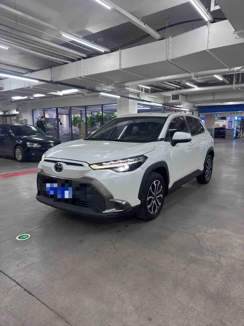 2022 Toyota Frontlander 2.0L CVT Elite