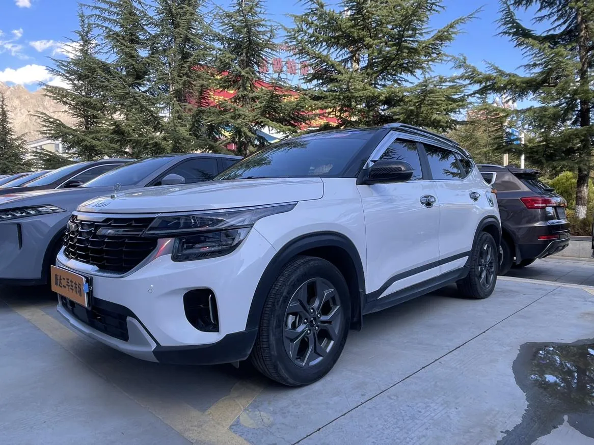 2023 Kia Seltos 1.5L IVT Luxury