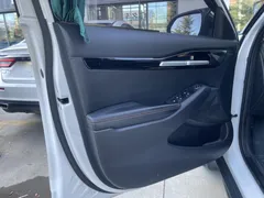 2023 Kia Seltos 1.5L IVT Luxury, белый — фото 3