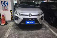 2022 Toyota Wildlander 2.0L 2WD Luxury Plus — фото 3