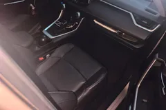 2022 Toyota Wildlander 2.0L 2WD Luxury Plus — фото 6