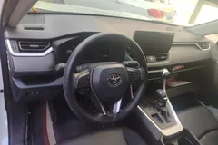 2023 Toyota RAV4 2.0L CVT 2WD Fashion Plus, белый — фото 14