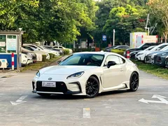2022 Toyota GR86 2.4L MT Base, белый — фото 1
