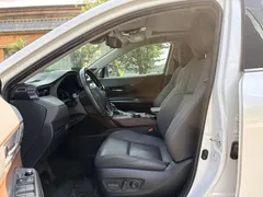 2022 Toyota Harrier 2.0L CVT 2WD Premium, белый — фото 6