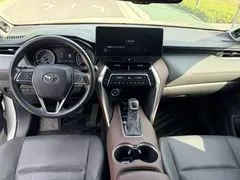 2022 Toyota Harrier 2.0L CVT 2WD Premium, белый — фото 11