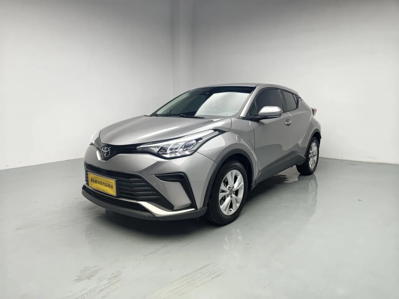 2021 Toyota IZOA 2.0L
