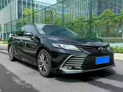 2022 Toyota Camry 2.5G Luxury, чёрный — фото 3