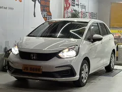 2021 Honda Fit 1.5L CVT, белый — фото 1