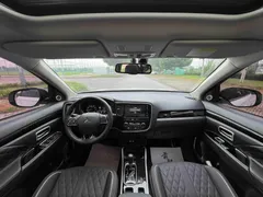 2021 Mitsubishi Outlander 2.0L 2WD 5, белый — фото 9