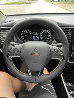 2021 Mitsubishi Outlander 2.0L 2WD 5, белый — фото 11