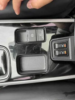2021 Mitsubishi Outlander 2.0L 2WD 5, белый — фото 13