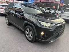 2022 Toyota RAV4 2.0L CVT 2WD Fashion Plus, чёрный — фото 2
