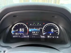 2023 Toyota Camry 2.5G Luxury, белый — фото 10