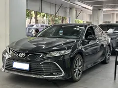 2021 Toyota Camry 2.5G Luxury, чёрный — фото 1