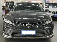 2021 Toyota Camry 2.5G Luxury, чёрный — фото 2