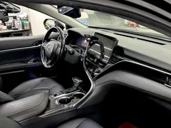 2021 Toyota Camry 2.5G Luxury, чёрный — фото 5