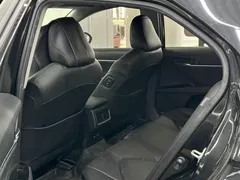 2021 Toyota Camry 2.5G Luxury, чёрный — фото 7