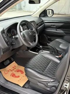 2021 Mitsubishi Outlander 2.0L 2WD 5, чёрный — фото 7