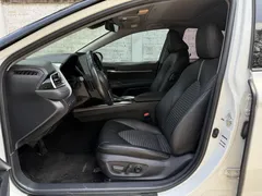 2023 Toyota Camry 2.5S Knight Edition, белый — фото 7