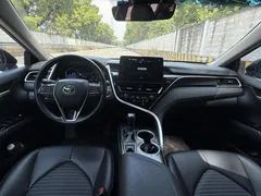 2023 Toyota Camry 2.5S Knight Edition, белый — фото 10