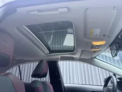2021 Toyota Corolla 1.5L CVT GR SPORT, белый — фото 20