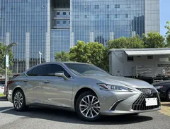 2022 Lexus ES 200 Excellence — фото 3