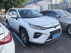 2022 Toyota Wildlander 2.0L 2WD Luxury, белый — фото 4