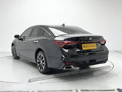 2022 Toyota Avalon 2.0L Luxury, чёрный — фото 4