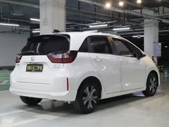 2021 Honda Fit 1.5L CVT, белый — фото 3