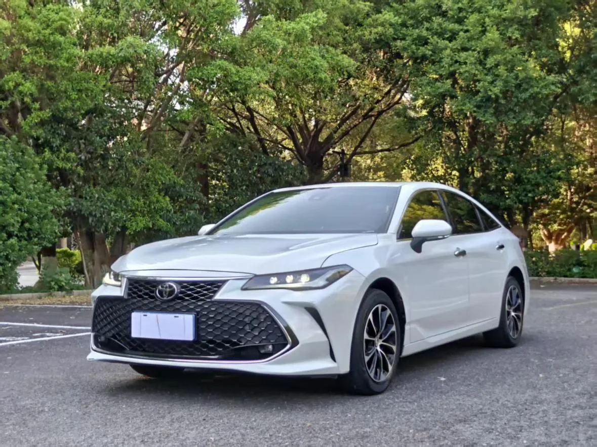 2023 Toyota Avalon 2.5L AT Luxury