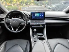 2023 Toyota Avalon 2.5L AT Luxury, белый — фото 6