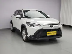 2023 Toyota Frontlander 2.0L CVT Elite, белый — фото 3
