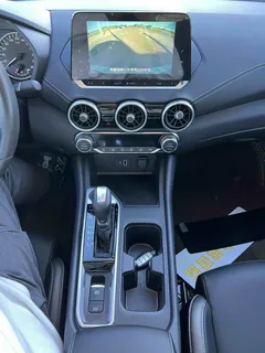 2022 Nissan Sylphy 1.6L XL CVT Enjoy, белый — фото 19